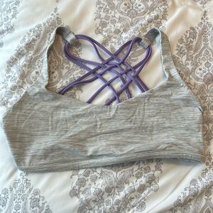 Lululemon free to be wild bra size 8